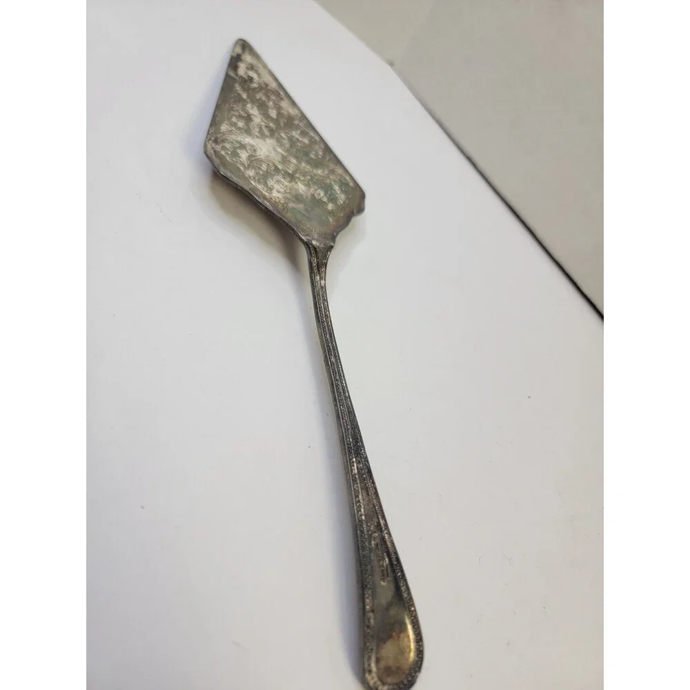 Vintage Italy Silverplated Cake Pie Server Ornate Floral Engraved 12